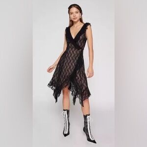 Kimchi Blue Indy lace midi dress